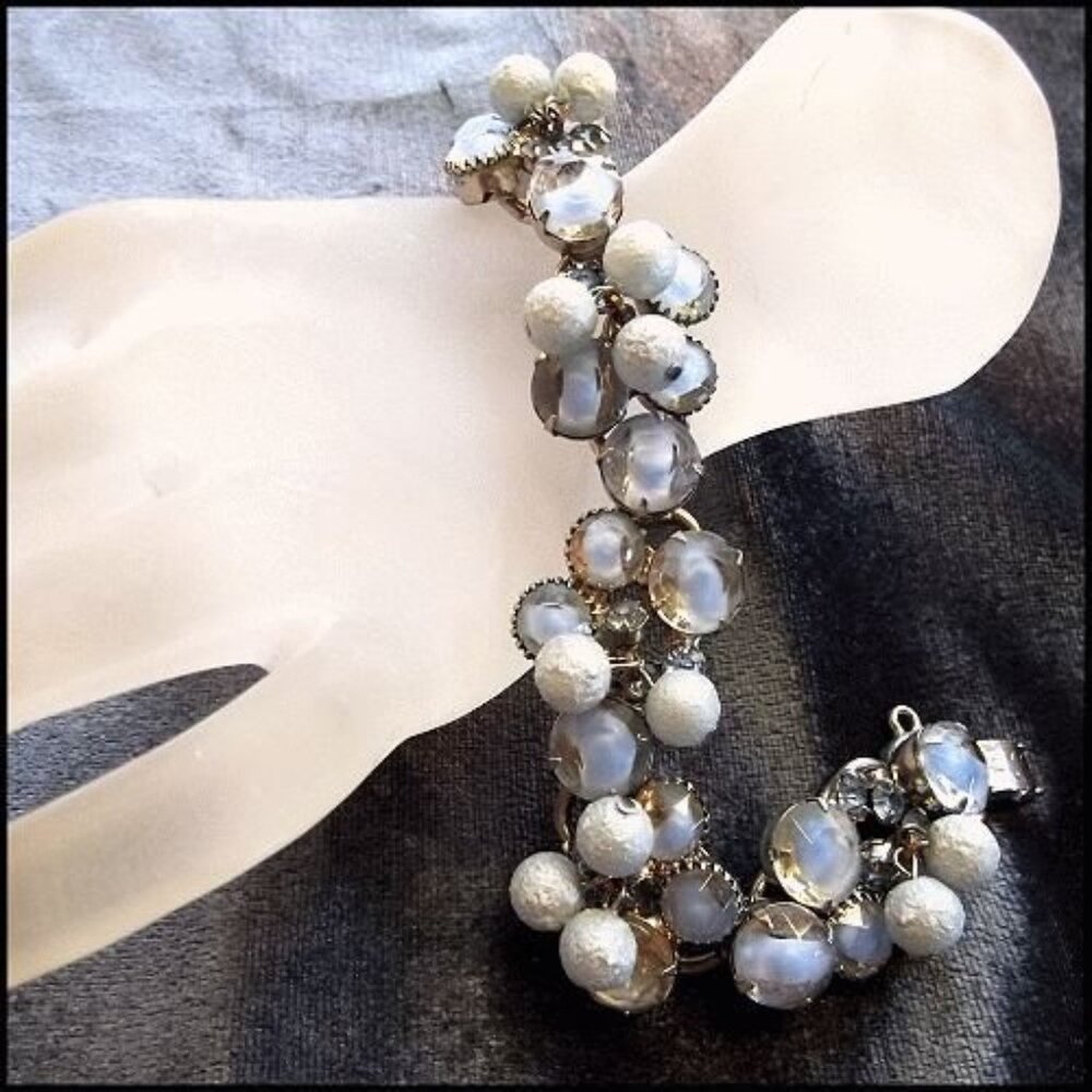 1950s Delizza Elster French Blue Givre Glass Vintage Juliana Bracelet 15478